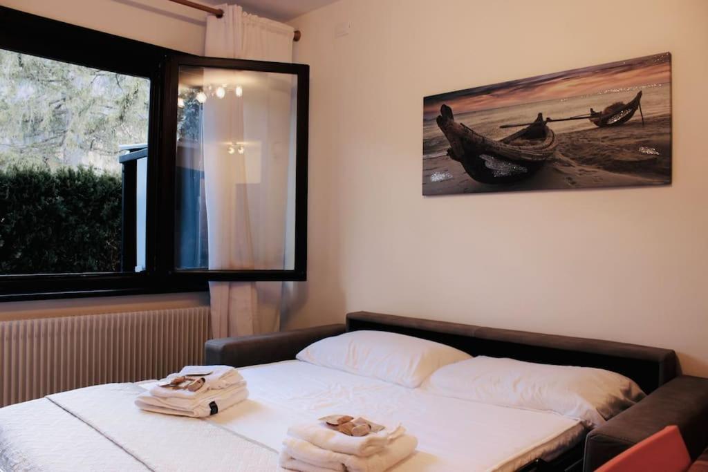 Fronte LagoResidencegarden, Moderno Appartamento Calceranica al Lago Ngoại thất bức ảnh
